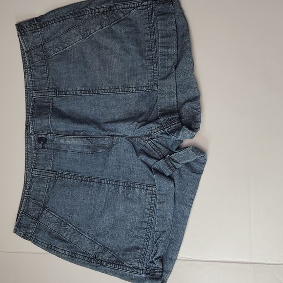 Loft Denim Shorts  Roll Up Hem Mid Mid Rise 100% Cotton Women 6 - Picture 3 of 9